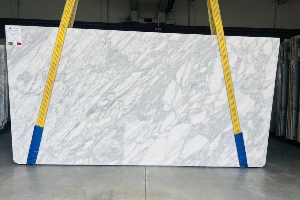 MARMO STATUARIETTO A3106 VO 02