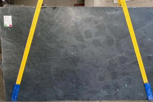 GRANITO NEGRESCO 25B002 VT 02