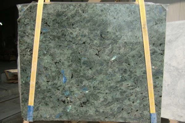GRANITO LABRADORITE LEMURIAN 18B220 GR 02