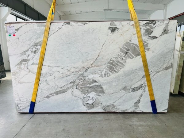 MARMO CALACATTA VAGLI A2945 VO 02