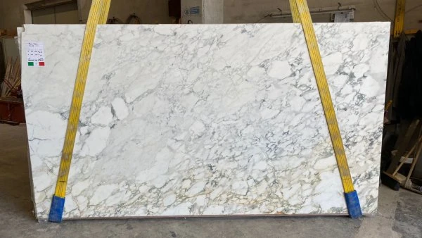 MARMO BRECCIA CAPRAIA 24B137 VO 02