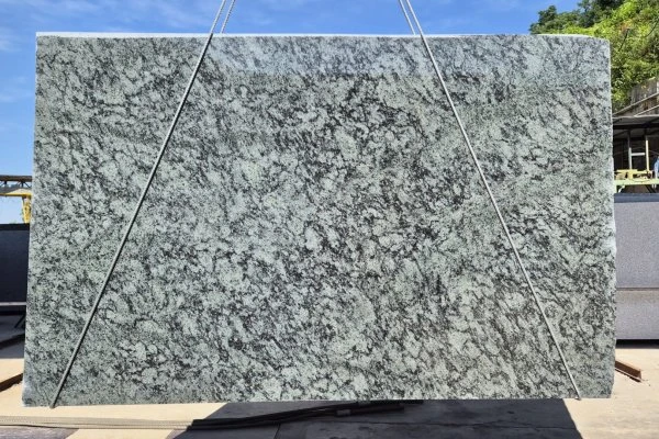 GRANITO OLIVE GREEN 25B166/1 LU 03