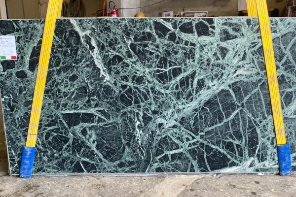 MARMO VERDE ALPI 25B058 IC 02