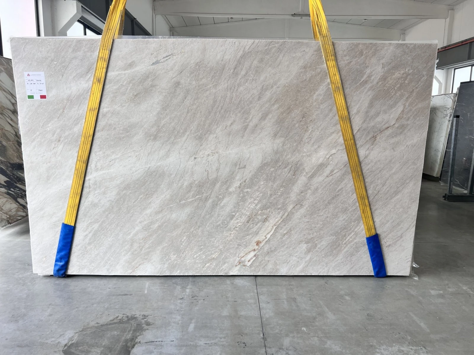 QUARZITE TAJ MAHAL 25B147 VO 02