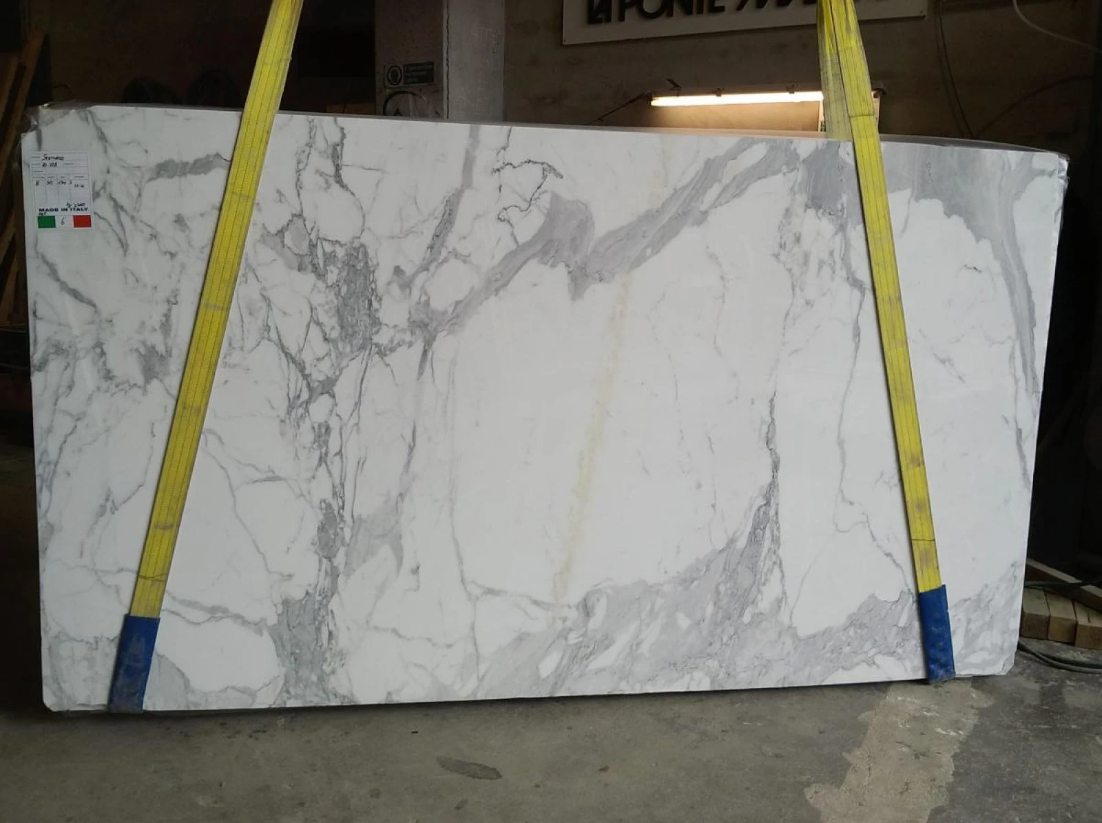 MARMO CALACATTA BETOGLI 20B228 LU 02