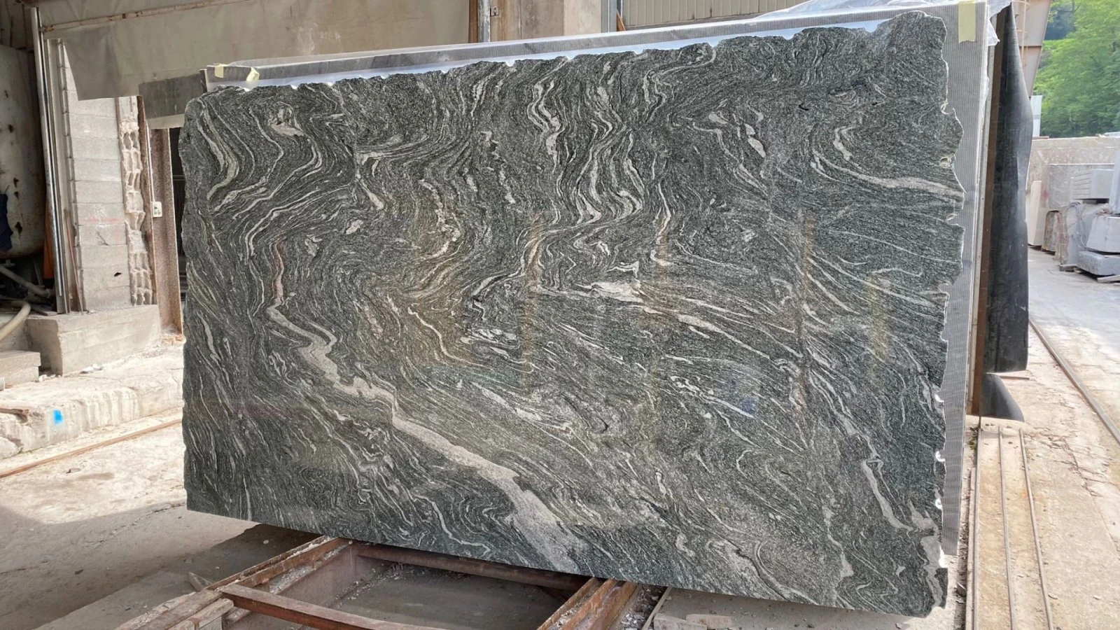 GRANITO VERDE MARINA 23B192/2 LU 03