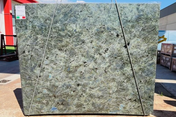 GRANITO LABRADORITE LEMURIAN 18B220 LU 02