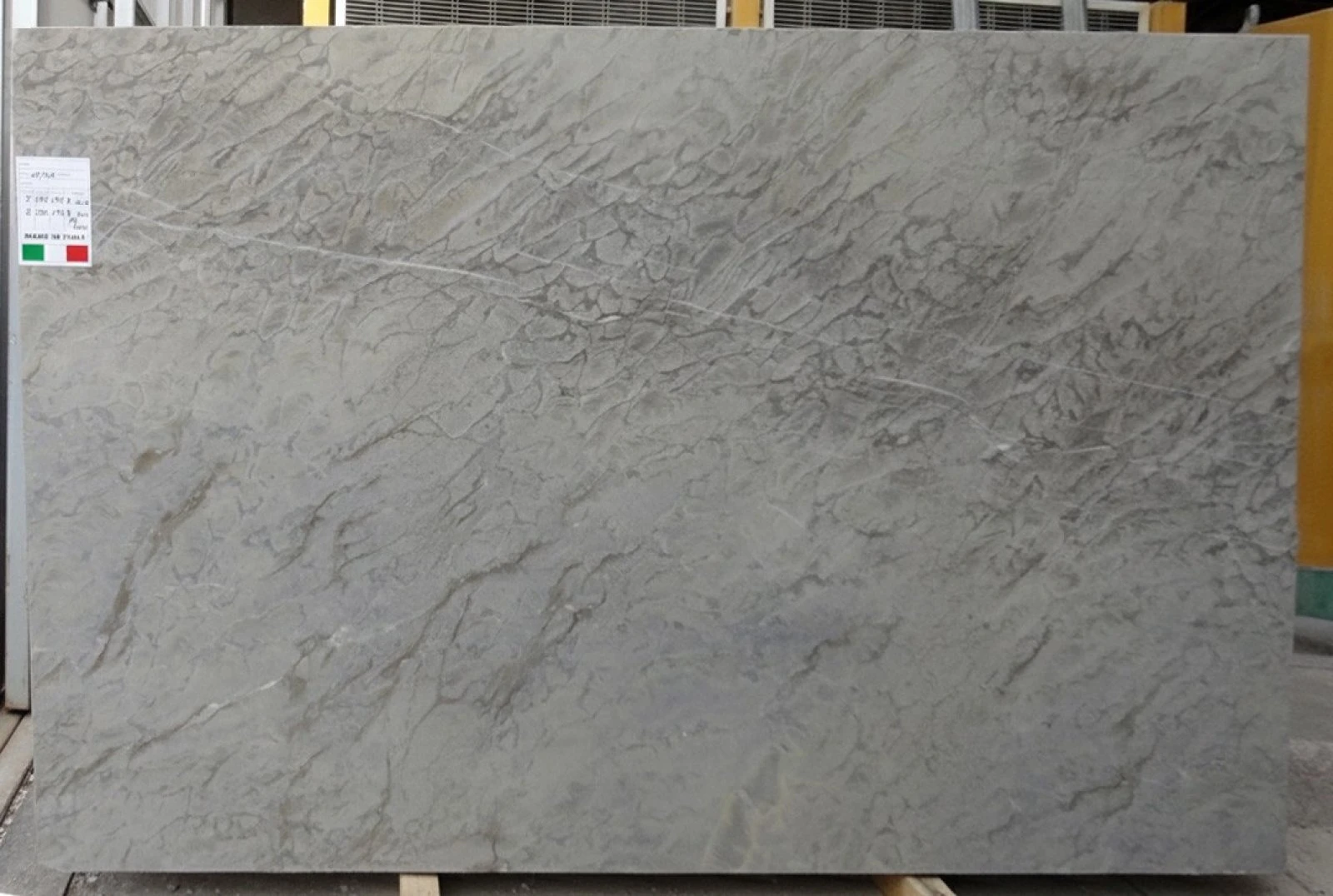 GRANITO SILVER CHAMPAGNE 15B518 VT 03