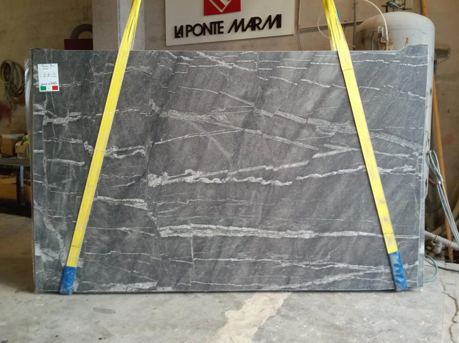 GRANITO TIGER GREY 20B212 VO 02