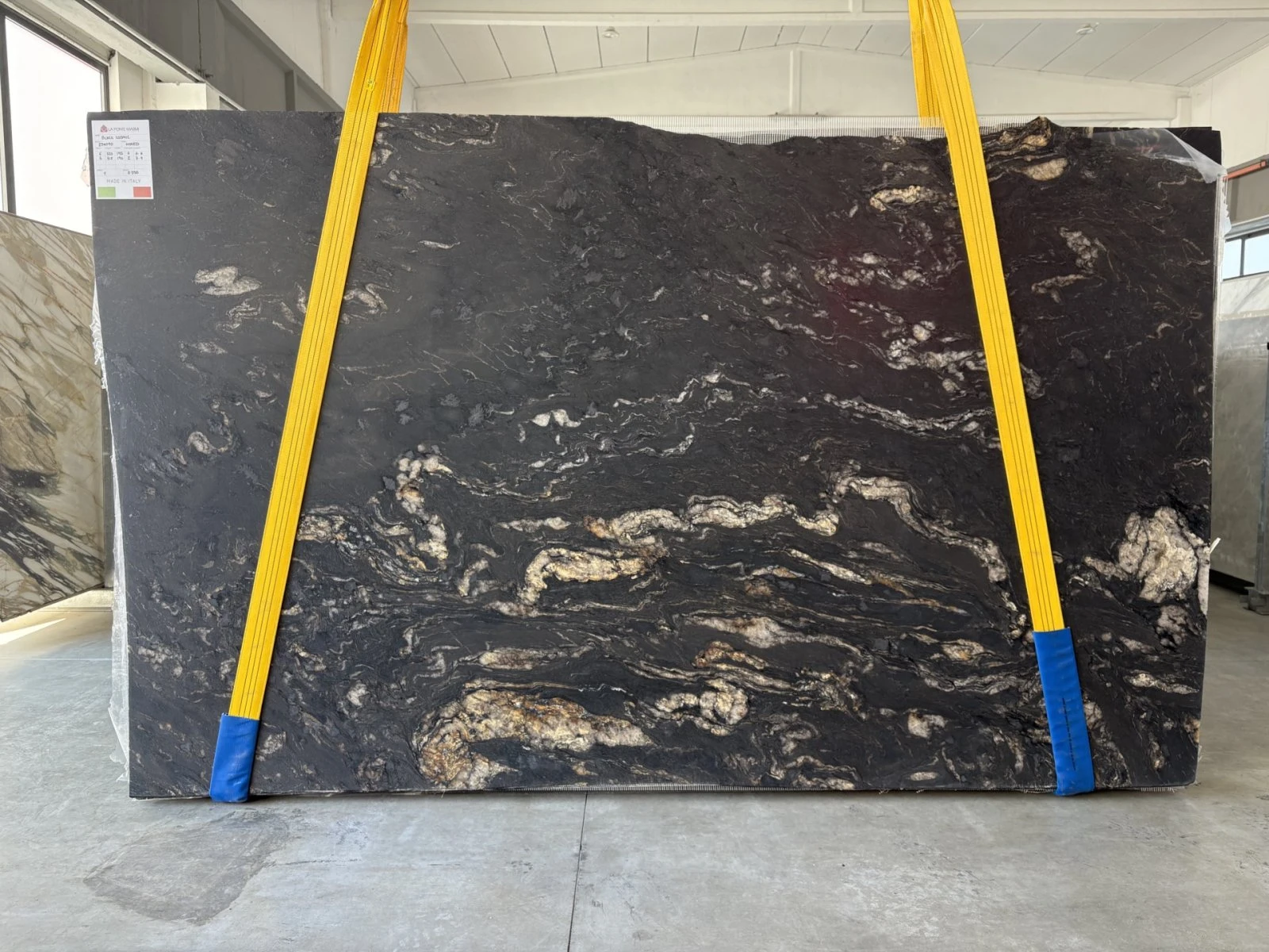 GRANITO BLACK COSMIC 25B090 VO 02