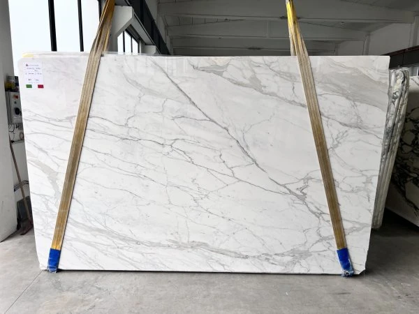 MARMO CALACATTA A7881. LU 02