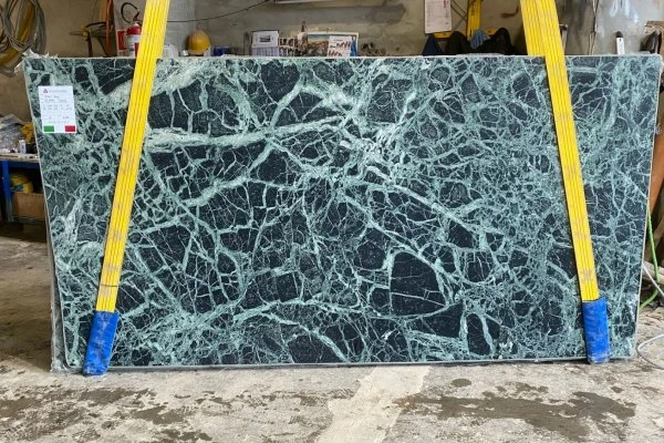 MARMO VERDE ALPI 25B058 IC 02