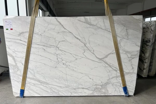 MARMO CALACATTA A7881. LU 02