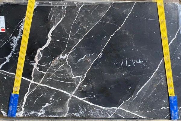 MARMO CALACATTA BLACK 18B070 LU 02