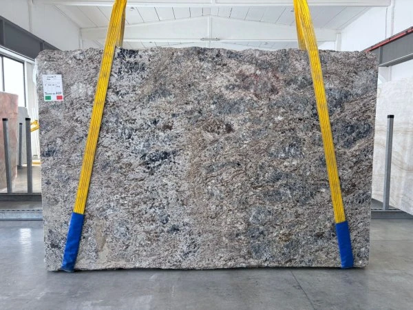 GRANITO AZZURRITE 17B044 LU 02