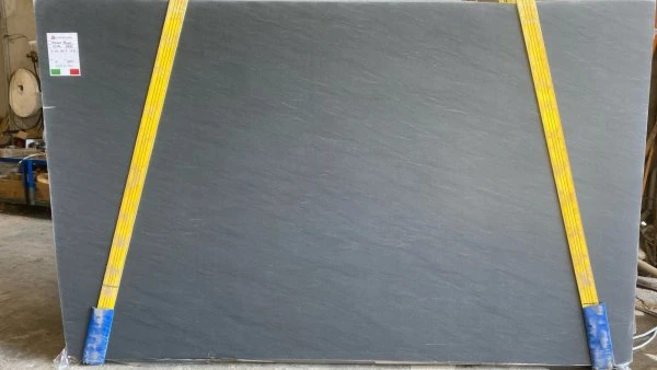 GRANITO VERMONT BLACK 25B076 LV 03