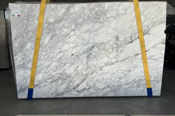 MARMO CALACATTA VAGLI PINK 25B012 VO 02