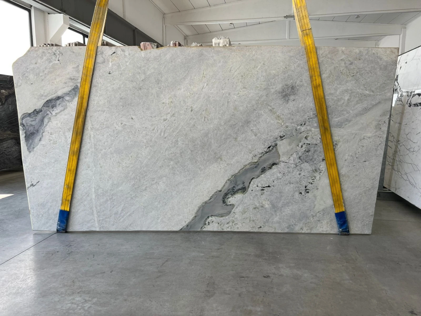 QUARZITE PRINCESS WHITE 17B354 LU 02