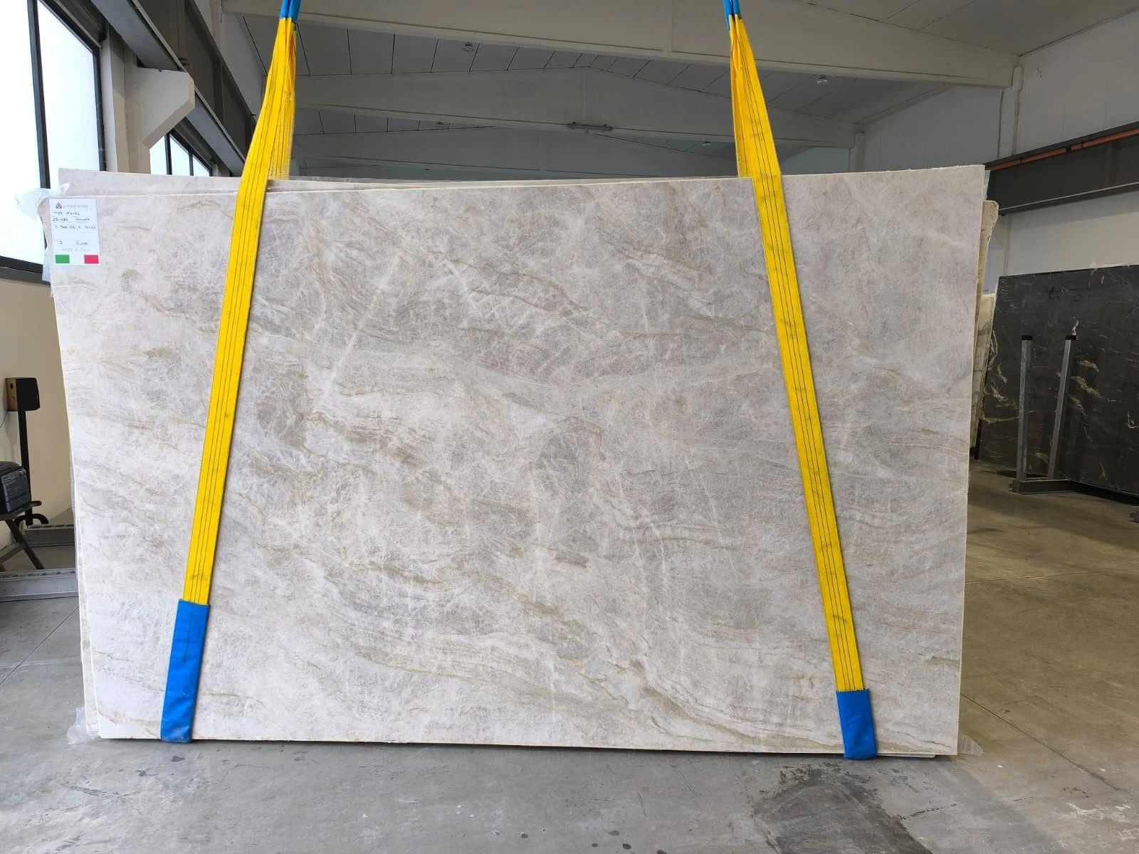 QUARZITE TAJ MAHAL 25B082 VO 02