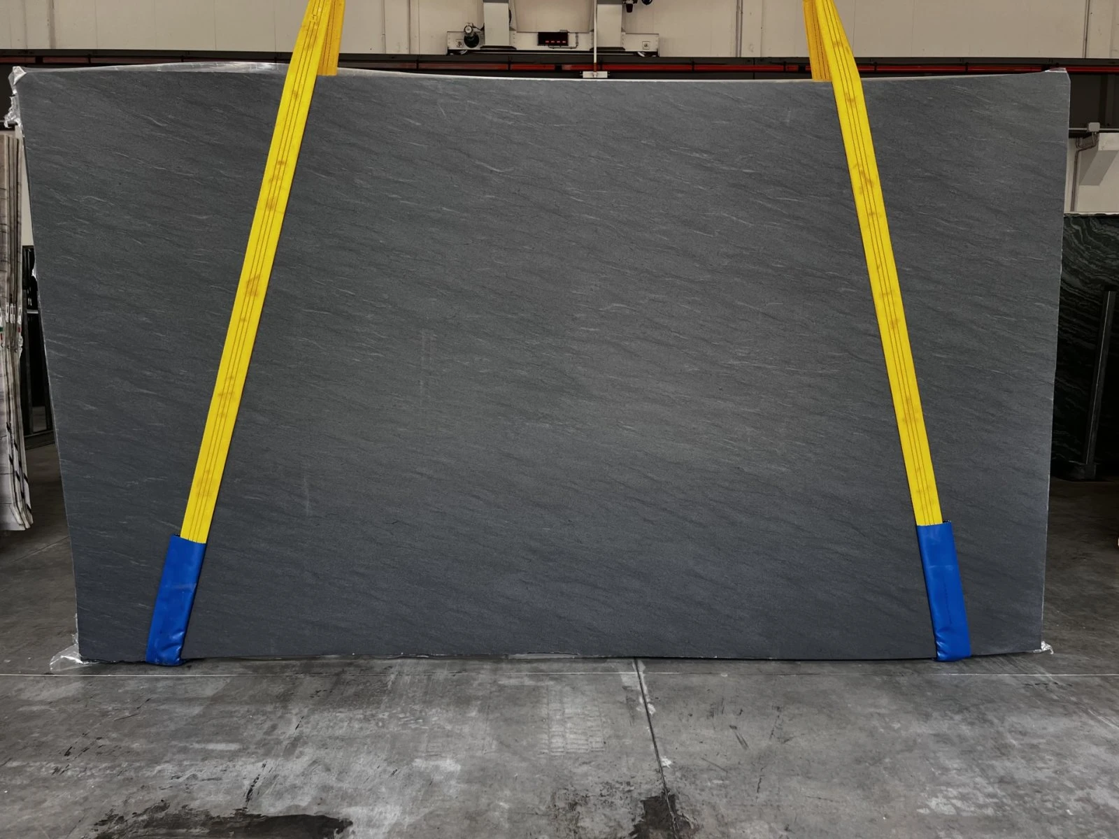 GRANITO VERMONT BLACK 26B107 VO 02